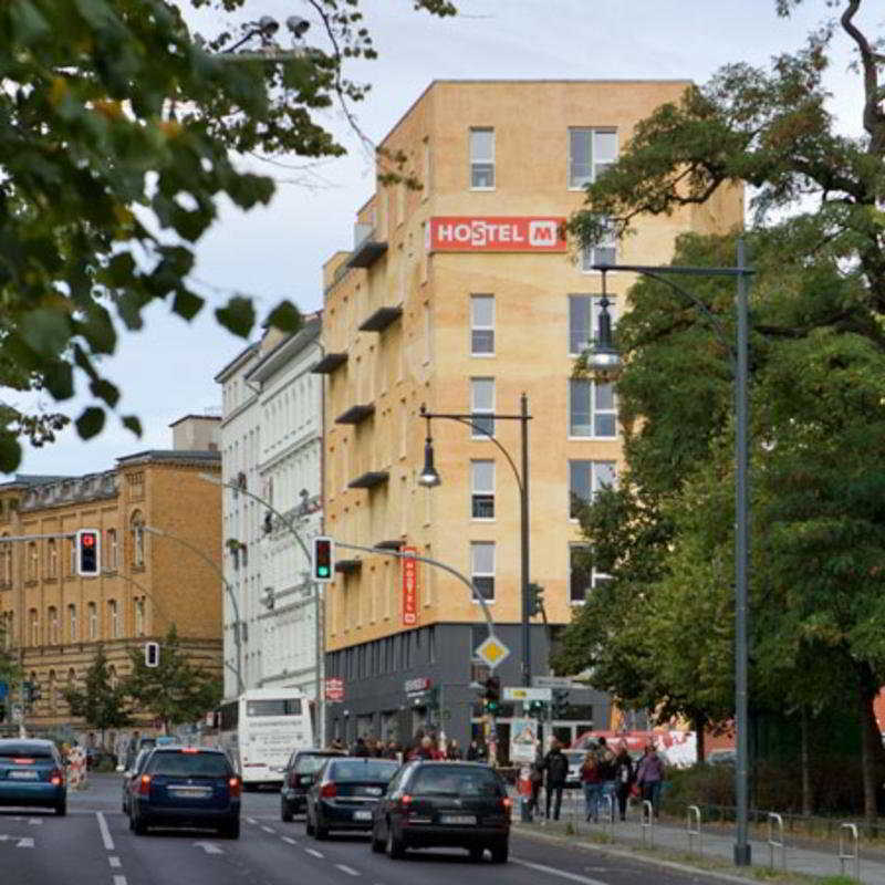 Meininger Hotel Berlin Alexanderplatz Esterno foto